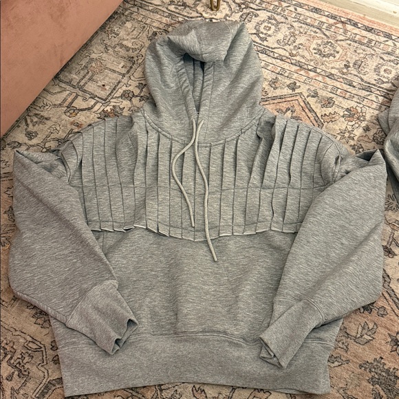 Free People FP Movement Pick it Up Pullover Hoodie in Heather Grey NWOT - Picture 7 of 9